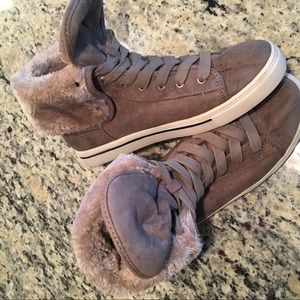 Women’s mossimo high top sneakers